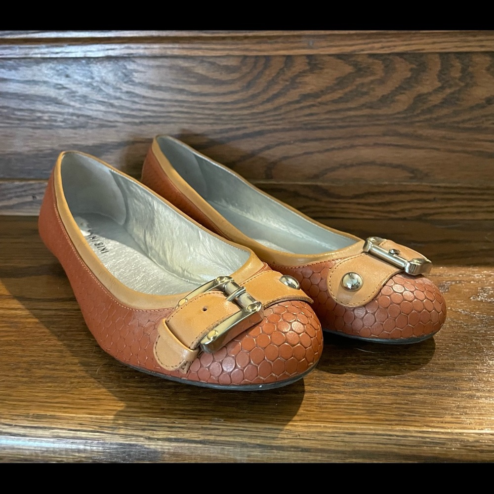 Gianni Bini flats